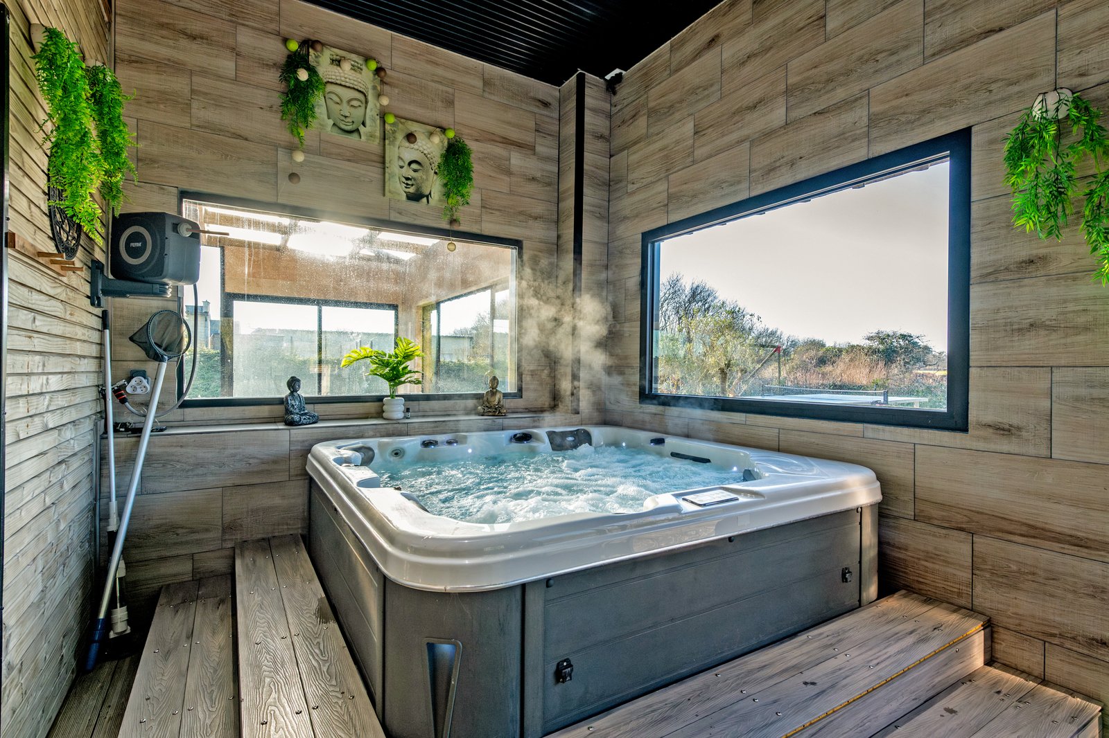 Jacuzzi 6 personnes